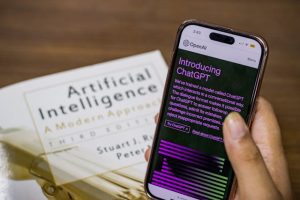 use AI to plan your estate, image of AI explanation on phone